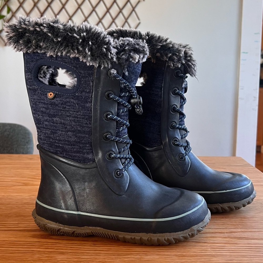 BOGS Arcata Knit Waterproof Winter Snow Boots Faux Fur Lined Warm Gray Youth 1